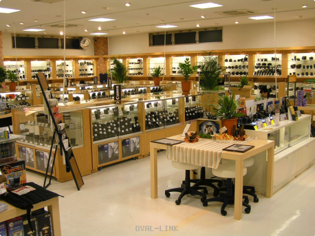 株式会社コメ兵 様